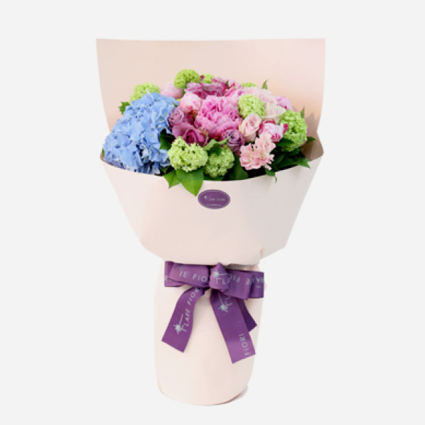 Flowers to Hong Kong from the UK